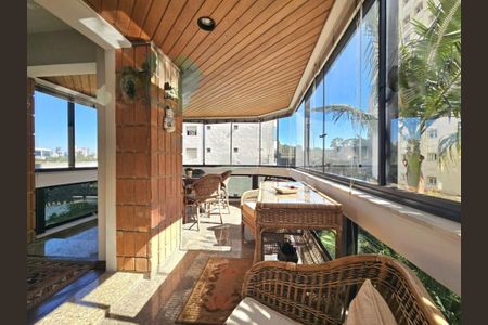 Apartamento à venda com 155m², 3 quartos e 2 vagas