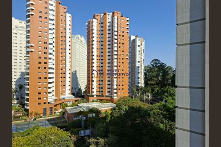 Apartamento à venda com 70m², 1 quarto e 1 vaga