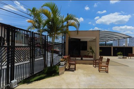 Apartamento à venda com 65m², 2 quartos e 1 vagaÁrea comum