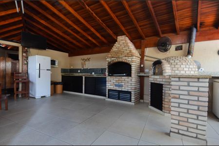 Apartamento à venda com 65m², 2 quartos e 1 vagaÁrea comum - Churrasqueira