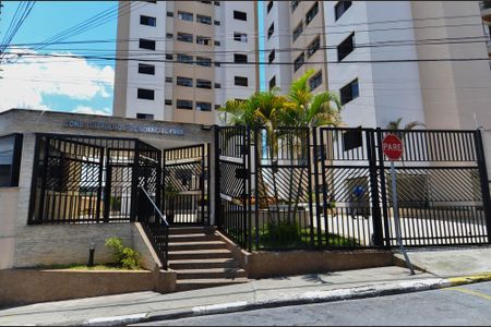Apartamento à venda com 65m², 2 quartos e 1 vagaFachada do Condominio 