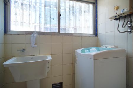 Apartamento para alugar com 54m², 2 quartos e sem vagaCozinha e Área de Serviço