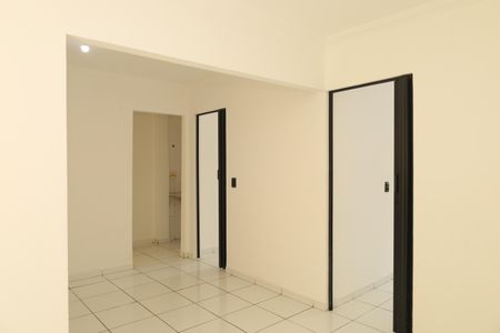 Sala de apartamento para alugar com 2 quartos, 50m² em Conjunto Residencial José Bonifácio, São Paulo
