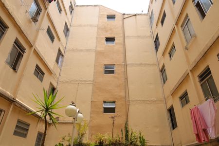 Apartamento para alugar com 50m², 2 quartos e 1 vagaÁrea comum - Prédio