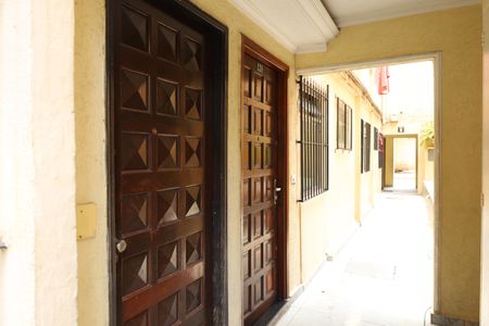 Apartamento para alugar com 50m², 2 quartos e 1 vagaÁrea comum - Saguão do prédio