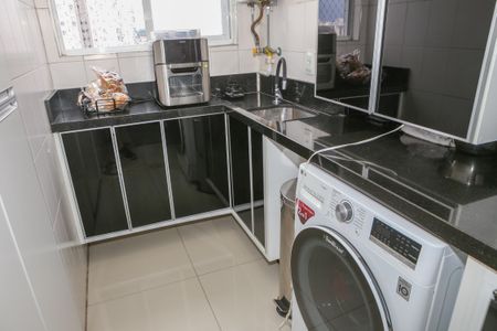 Apartamento à venda com 67m², 2 quartos e 1 vaga Apartamento à venda com 67m², 2 quartos e 1 vagaCozinha e Área de Serviço