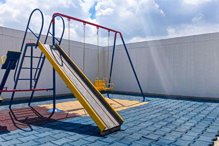 Apartamento para alugar com 105m², 3 quartos e 2 vagas Apartamento para alugar com 105m², 3 quartos e 2 vagasÁrea comum - Playground