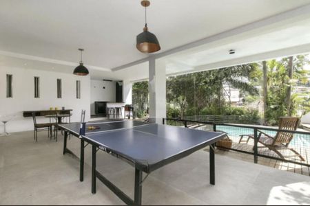 Casa à venda com 550m², 4 quartos e 6 vagas