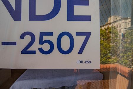 Apartamento à venda com 57m², 2 quartos e sem vagaPlaquinha