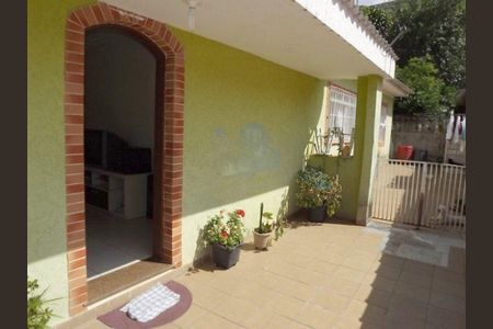 Casa à venda com 120m², 3 quartos e 3 vagas