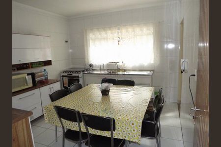 Casa à venda com 120m², 3 quartos e 3 vagas