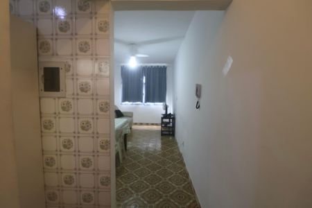 Sala de apartamento para alugar com 1 quarto, 50m² em Vila Alzira, Guarujá