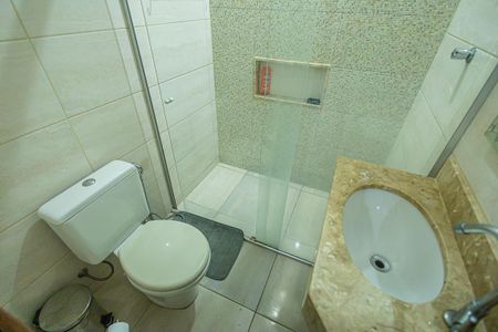 Casa para alugar com 80m², 3 quartos e 6 vagasbanheiro