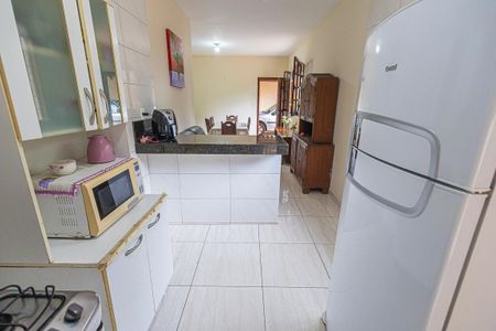 cozinha de casa para alugar com 3 quartos, 80m² em Jardim Guanabara, Belo Horizonte