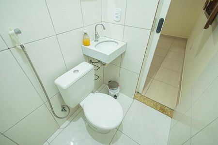 Casa para alugar com 80m², 3 quartos e 6 vagassuite