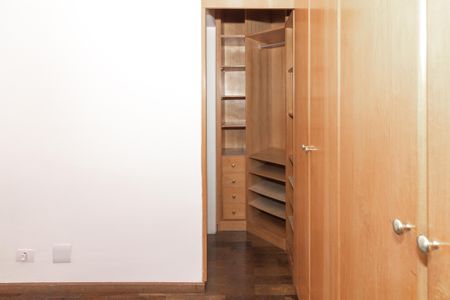 Apartamento à venda com 74m², 2 quartos e 1 vagaSuíte