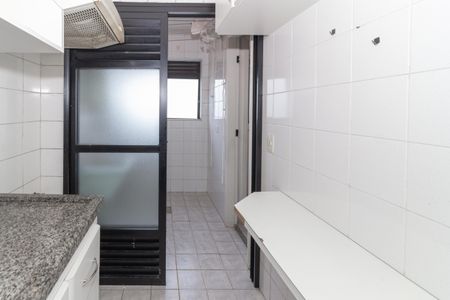 Apartamento à venda com 74m², 2 quartos e 1 vagaCozinha