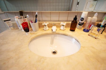 Apartamento à venda com 170m², 3 quartos e 1 vaga Apartamento à venda com 170m², 3 quartos e 1 vagabanheiro quarto 3