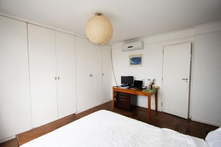 Apartamento à venda com 170m², 3 quartos e 1 vaga Apartamento à venda com 170m², 3 quartos e 1 vagaquarto 3