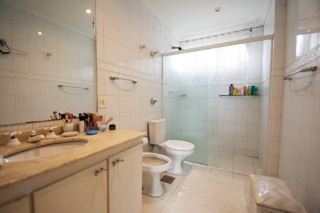 Apartamento à venda com 170m², 3 quartos e 1 vaga Apartamento à venda com 170m², 3 quartos e 1 vagabanheiro corredor