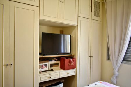 Quarto 1 de apartamento para alugar com 2 quartos, 68m² em Vila Clementino, São Paulo