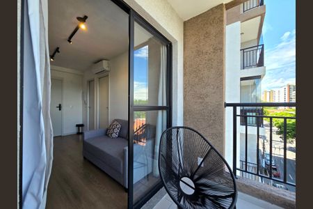 Apartamento para alugar com 28m², 1 quarto e sem vagaVaranda