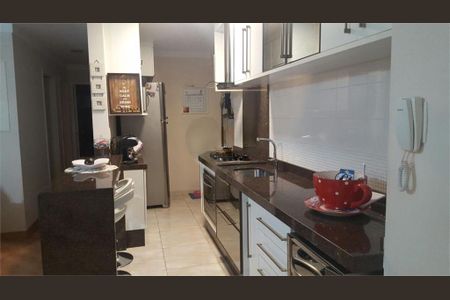 Apartamento à venda com 74m², 3 quartos e 1 vaga