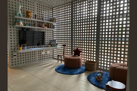 Apartamento à venda com 75m², 2 quartos e 1 vaga