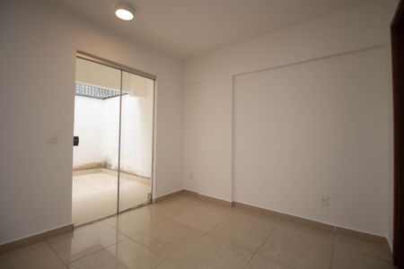 Apartamento para alugar com 46m², 1 quarto e 1 vagaSala/Quarto