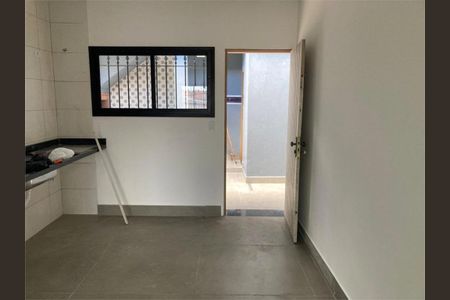 Casa à venda com 3 quartos, 140m² em Cupecê, São Paulo