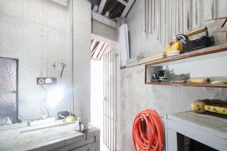 Casa à venda com 107m², 3 quartos e 2 vagasQuintal - Quarto de Serviço 2