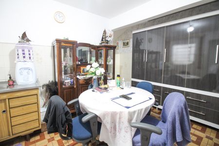 Casa à venda com 107m², 3 quartos e 2 vagasCasa 1 - Sala/Quarto/Cozinha