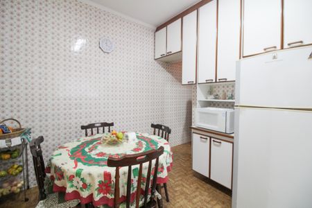 Casa à venda com 107m², 3 quartos e 2 vagasCasa 2 - Cozinha