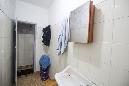 Casa à venda com 107m², 3 quartos e 2 vagasCasa 1 - Banheiro