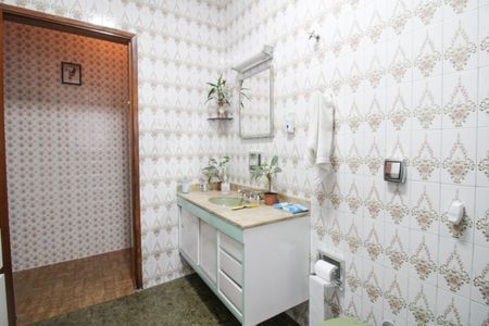 Casa à venda com 107m², 3 quartos e 2 vagasCasa 2 - Banheiro 