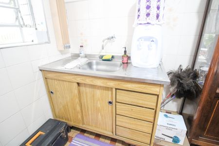 Casa à venda com 107m², 3 quartos e 2 vagasCasa 1 - Sala/Quarto/Cozinha