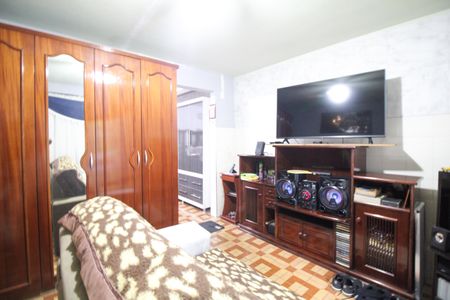 Casa à venda com 107m², 3 quartos e 2 vagasCasa 1 - Sala/Quarto/Cozinha