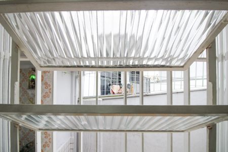 Casa à venda com 107m², 3 quartos e 2 vagasCasa 2 - Banheiro 