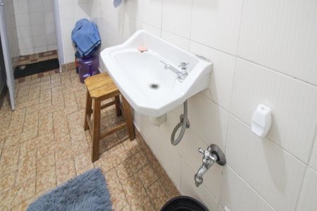 Casa à venda com 107m², 3 quartos e 2 vagasCasa 1 - Banheiro