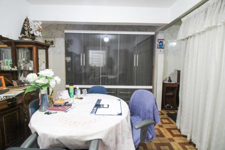 Casa à venda com 107m², 3 quartos e 2 vagasCasa 1 - Sala/Quarto/Cozinha