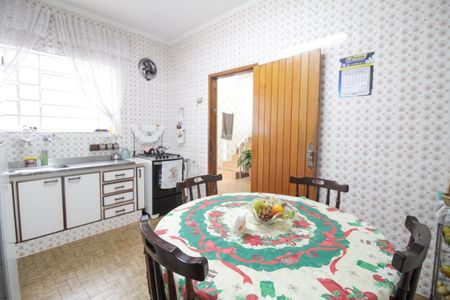 Casa à venda com 107m², 3 quartos e 2 vagasCasa 2 - Cozinha