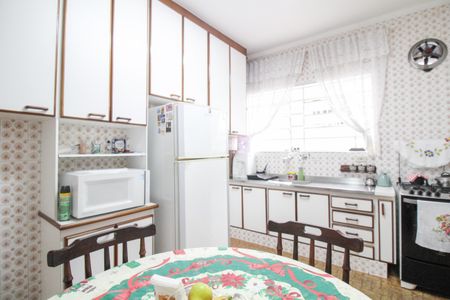 Casa à venda com 107m², 3 quartos e 2 vagasCasa 2 - Cozinha