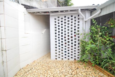 Casa à venda com 107m², 3 quartos e 2 vagasQuintal 