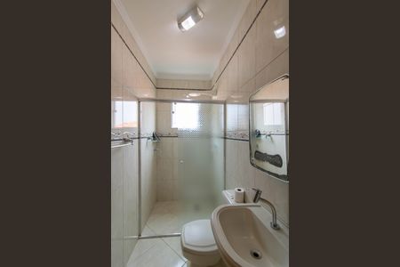 Casa para alugar com 290m², 3 quartos e 2 vagasBanheiro 