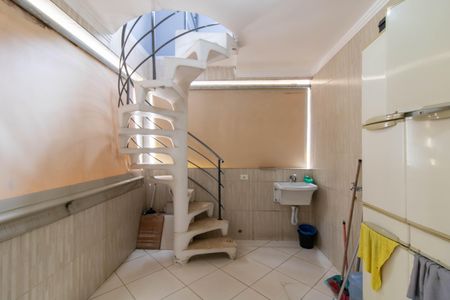 Casa para alugar com 290m², 3 quartos e 2 vagasArea de Serviço 