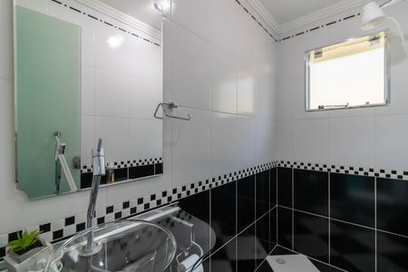 Casa para alugar com 290m², 3 quartos e 2 vagasBanheiro 2