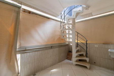 Casa para alugar com 290m², 3 quartos e 2 vagasArea de Serviço 