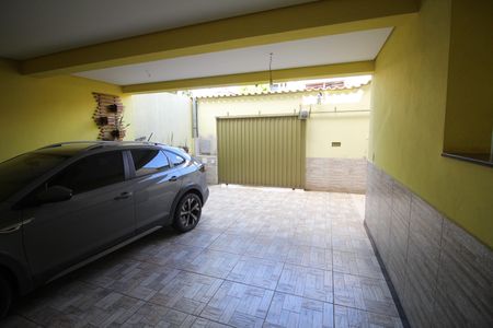Casa à venda com 245m², 4 quartos e 3 vagasGaragem