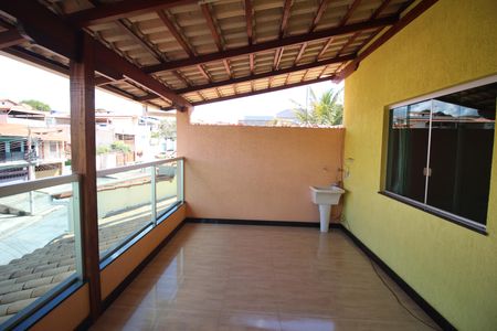 Casa à venda com 245m², 4 quartos e 3 vagasVaranda 