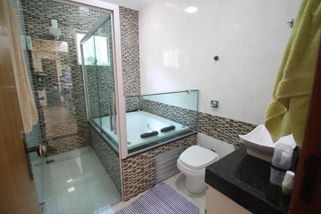 Casa à venda com 245m², 4 quartos e 3 vagasSuite Quarto 2